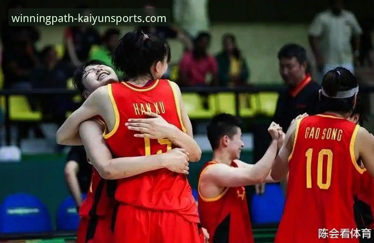 中国女篮战术变阵与关键球员表现详解